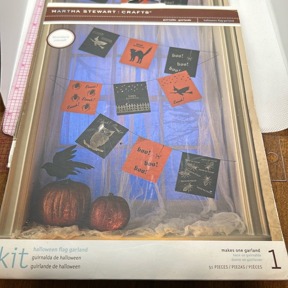 Martha Stewart Crafts - Halloween flag garland kits - 2 - Picture 1 of 5